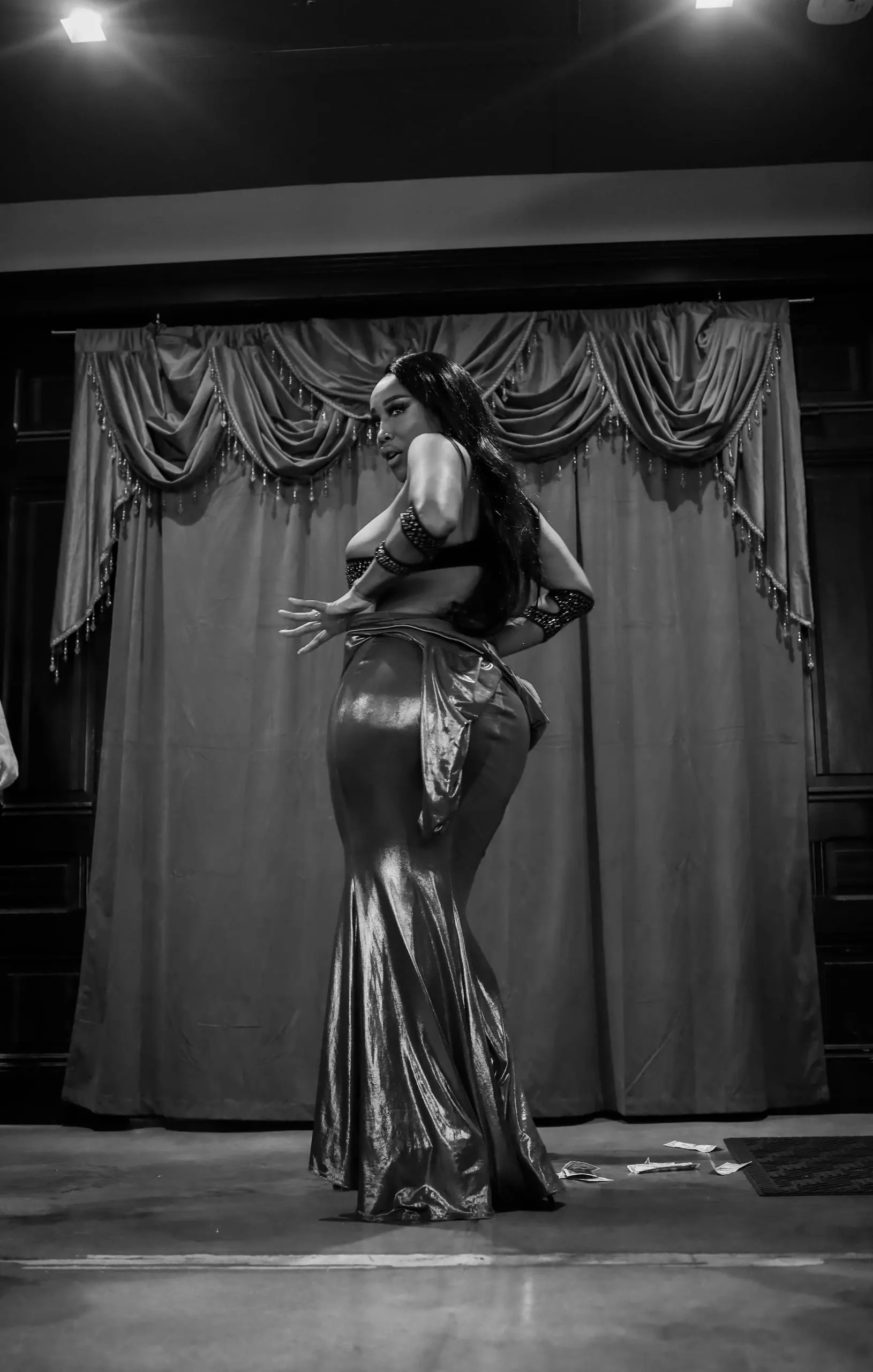 Turned away (Drag Brunch)